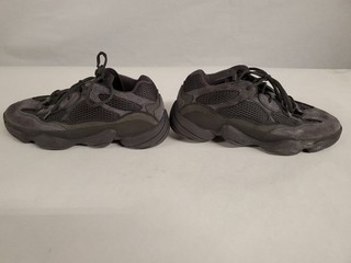 adidas Men's Charcoal Tone Yeezy 500 Sneakers Size 10.5