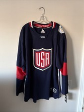 Guess the Sale Price: Hockey Collectibles and Memorabilia 26