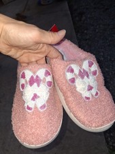 Fifth  Joy Pink Christmas Slippers Candy Cane Sequin Bow Holiday House Shoes 7