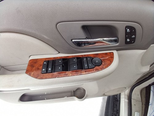 GM 15878753 Body Control Module BCM Computer from 2007 Tahoe 11598280 - Picture 12 of 12