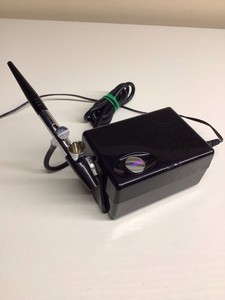 Luminess Air Airbrush Cosmetics Makeup System Model # PC-250BK Working Tested