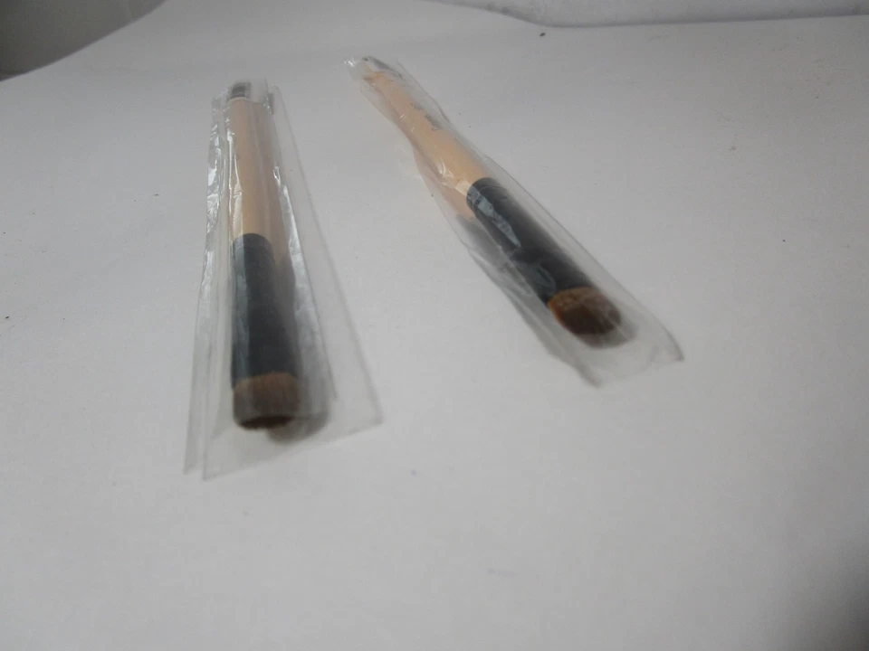 华丽化妆品刷 #017 中号凿子,(2 包)全新,免运费! — 第 2/4 张图片