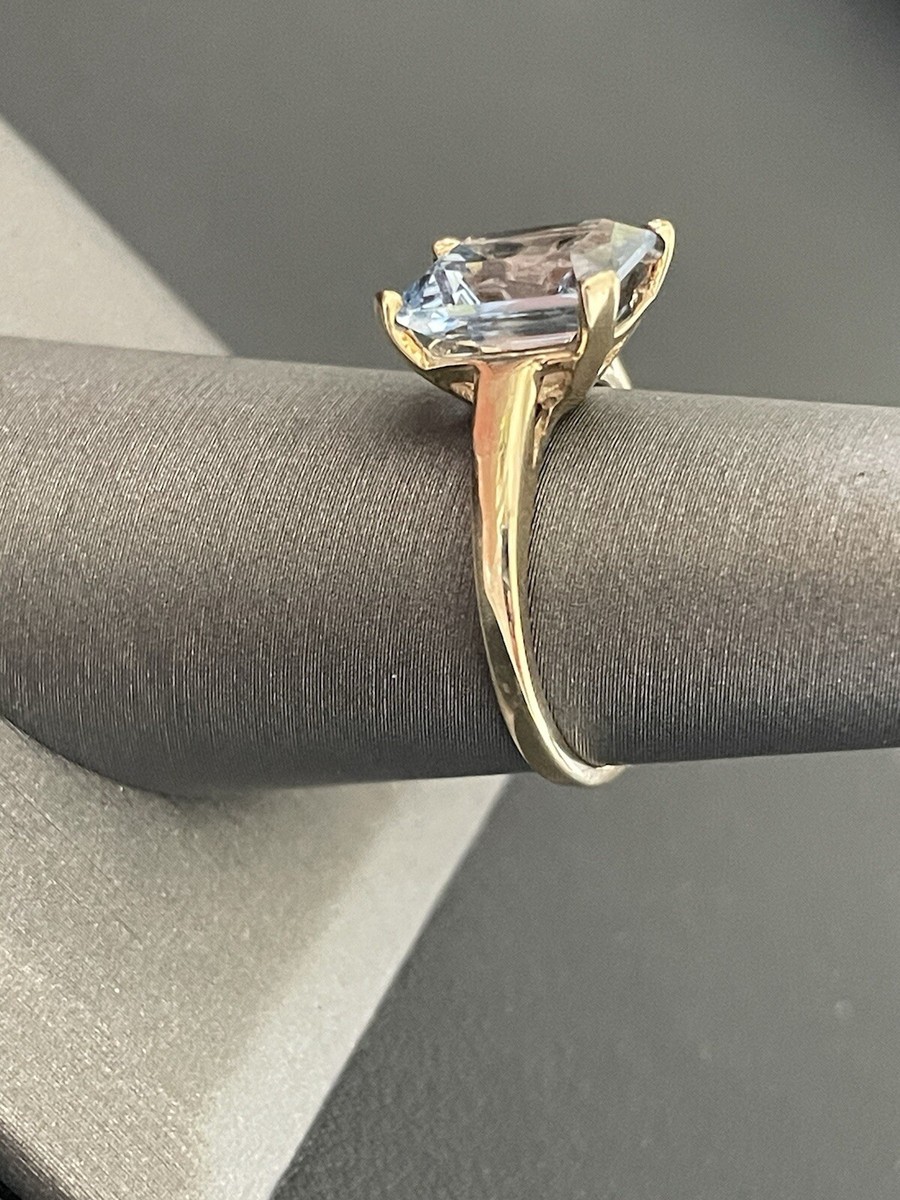 14k Yellow Gold 3.00ct Aquamarine Ring (A14) View 3