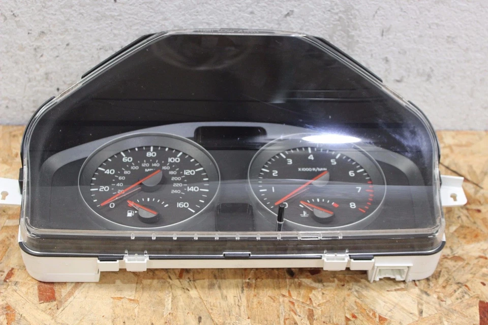 N703189 2008-2011 Volvo S40 Speedometer Cluster Instrument OEM - Image 2 of 4