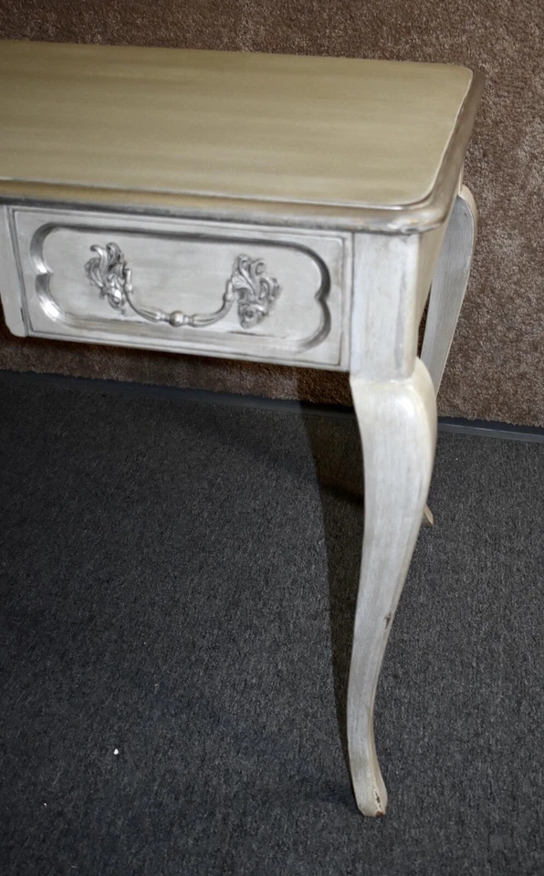 Vintage Baker Venetian Style Distressed Painted Three Drawer Desk - Image 4 of 4