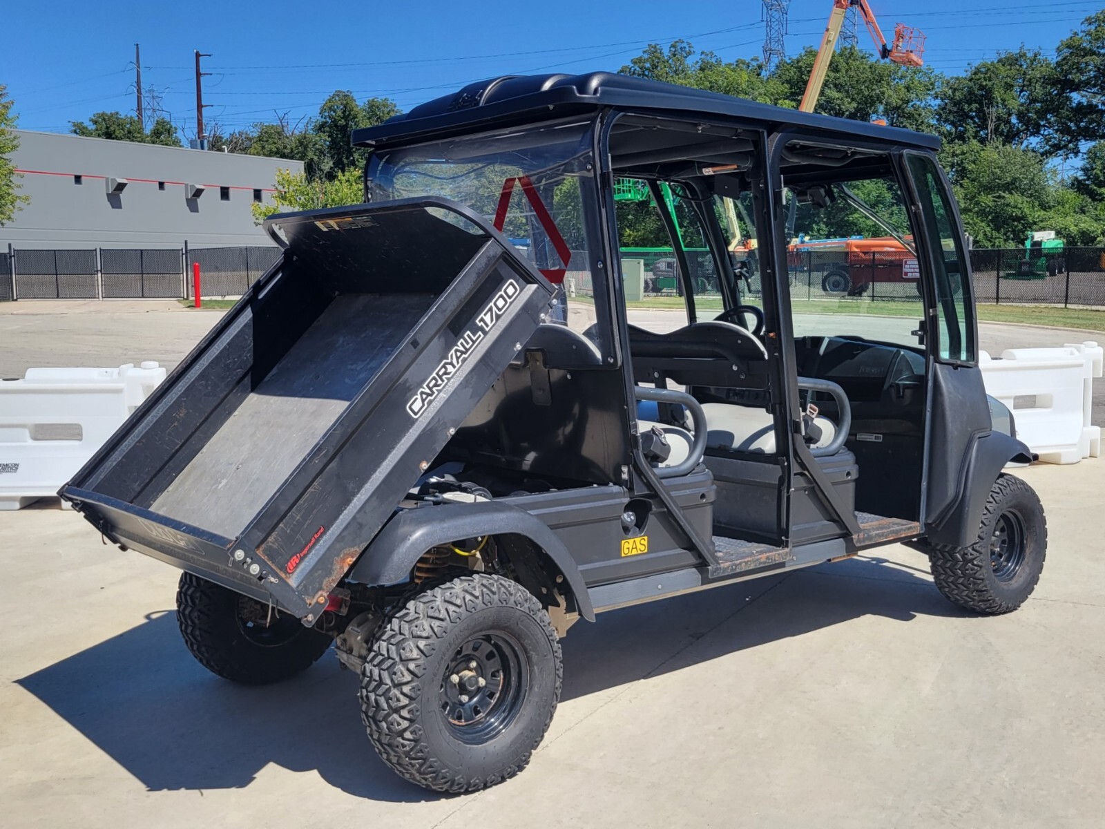 2017 CLUB CAR SXS GAS CARRYALL 1700 4X4 UTILITY VEHICLE HAULER PERSONAL