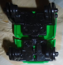 Knex Roller Coaster Car Green Micro K'nex Vertical Vengeance Logo w/Fins CLEAN!