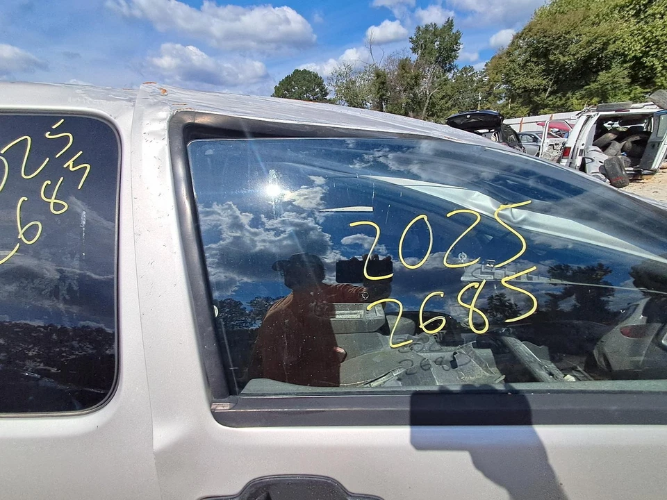 Used Fuel Tank fits: 2005 Chevrolet Colorado  Grade A - Image 2 of 4