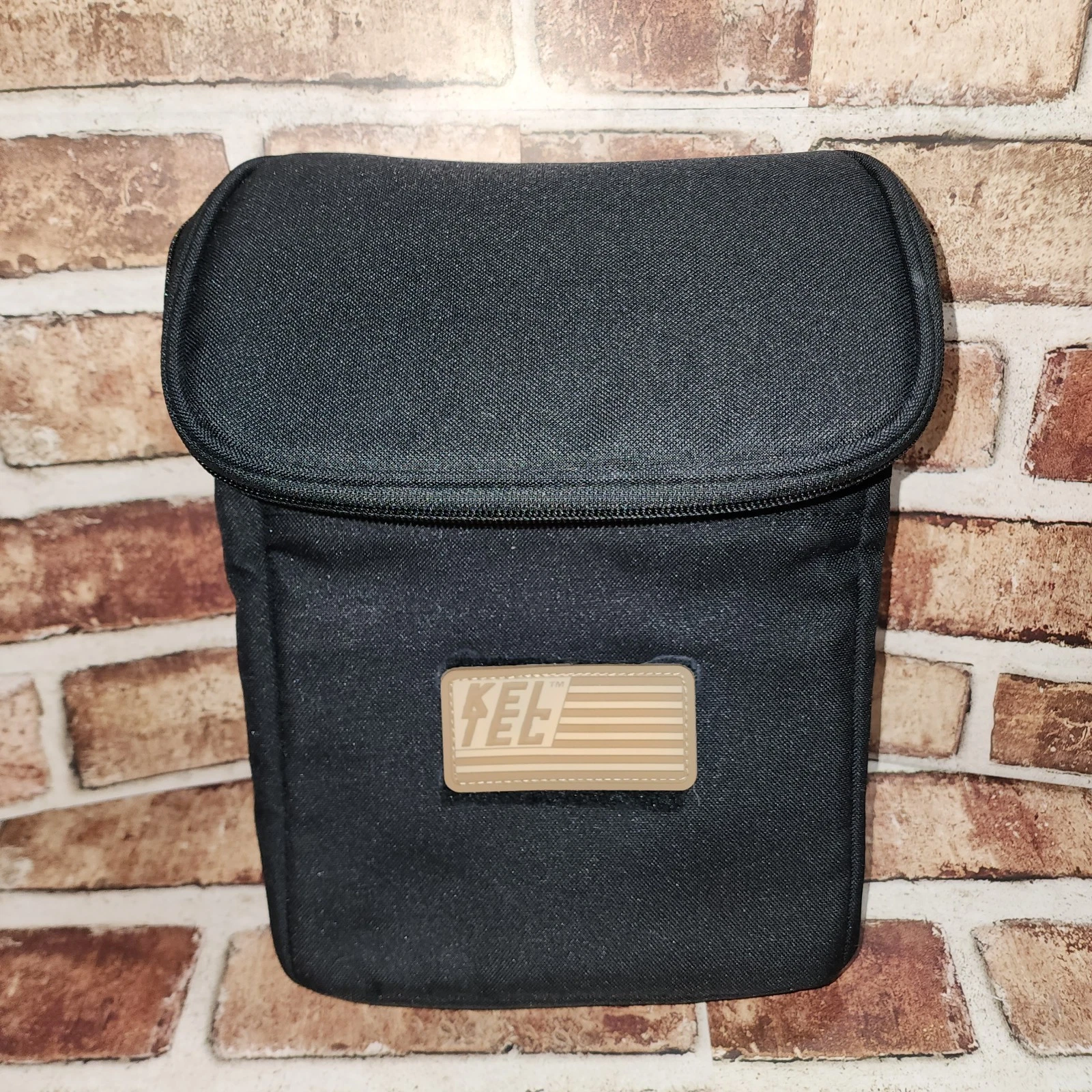 Carhartt Vertical 12-can cooler Nwt Morale Patch Drink Cooler Lunch Box Bag
Opens in a new window or