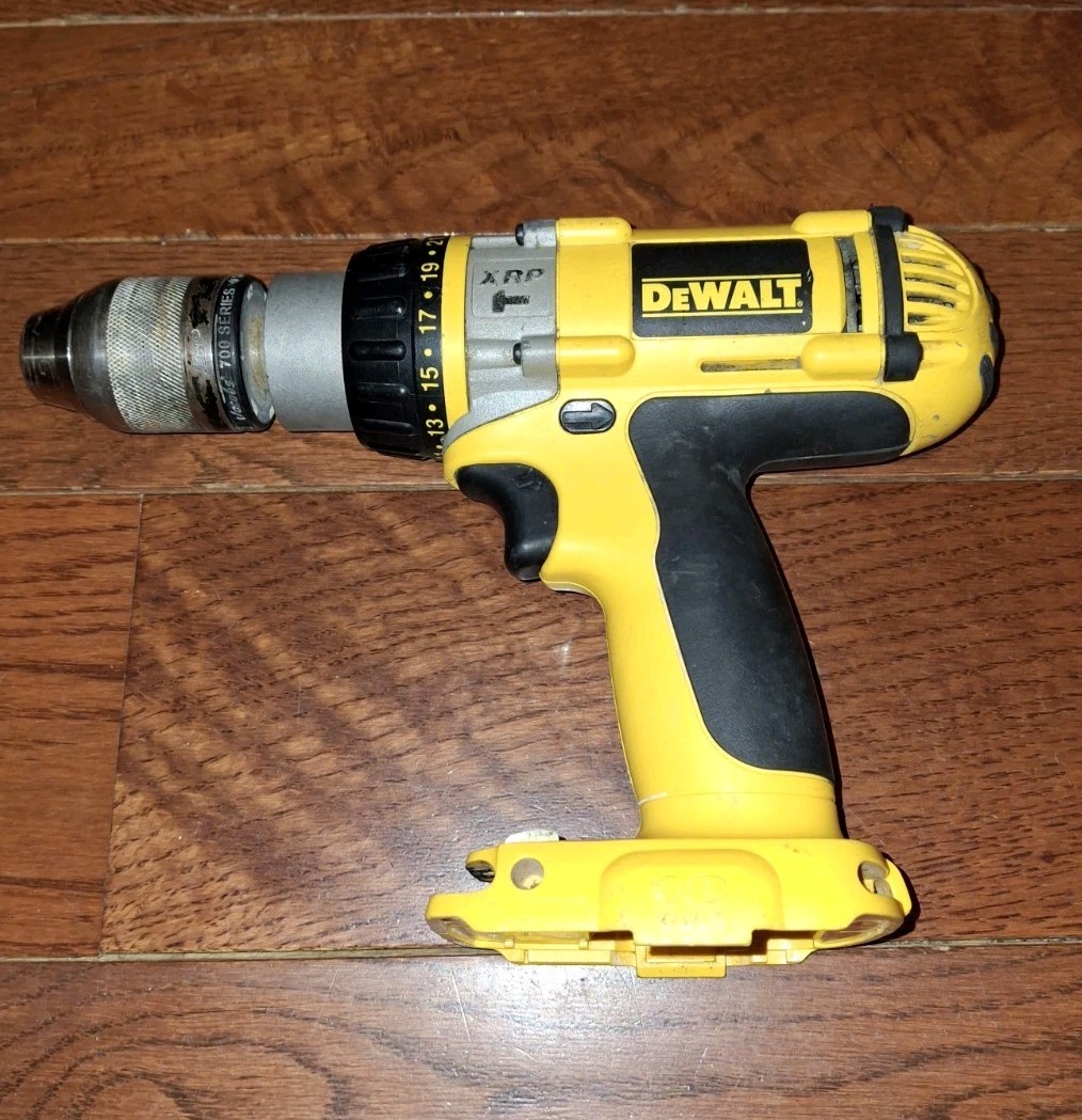 Dewalt DCD951 18V XRP  Cordless Hammer Drill, Uses Lithium Ion Nano Battery. 