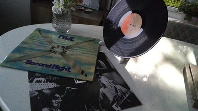pilot second flight inc january 12 inch vinyl lp pic insert emi records 1975