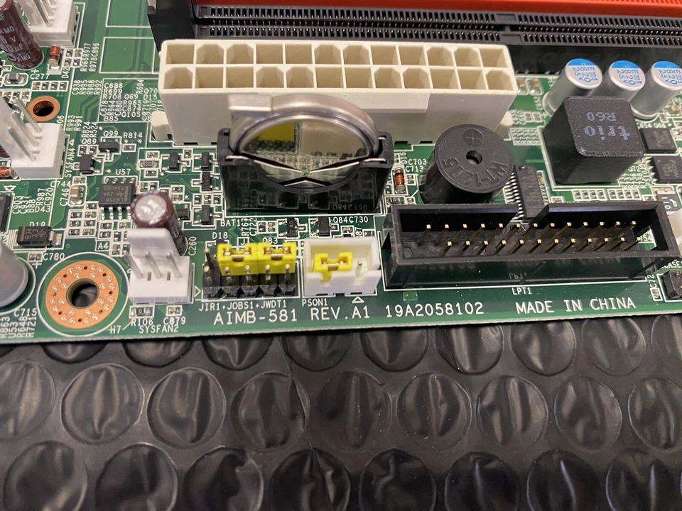 ADVANTECH AIMB-581QG2-00A1E SERVER MOTHERBOARD - Image 3 of 4