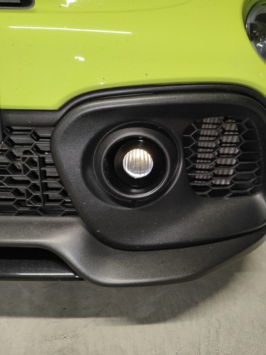 Coperchi Copri fendinebbia Abarth 500 595 695 copri fendi cornice Tuning Abarth✅ - Foto 4 di 4