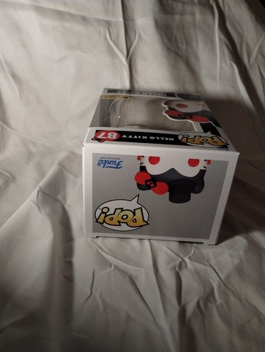 Funko Pop! Vinyl: Hello Kitty Hot Topic (Exclusive) #87 Ships With Protector - Picture 5 of 6