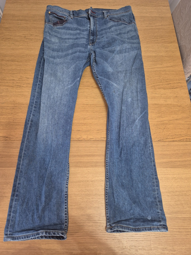 Marks & Spencer's mittelblaue Jeans 36" Taille 31" Bein