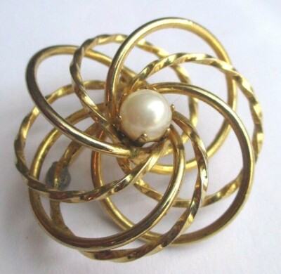 Broche Murat fleur perle ancienne plaqué or - Montres & Bijoux Broche Murat fleur perle ancienne plaqué or - Montres & Bijoux