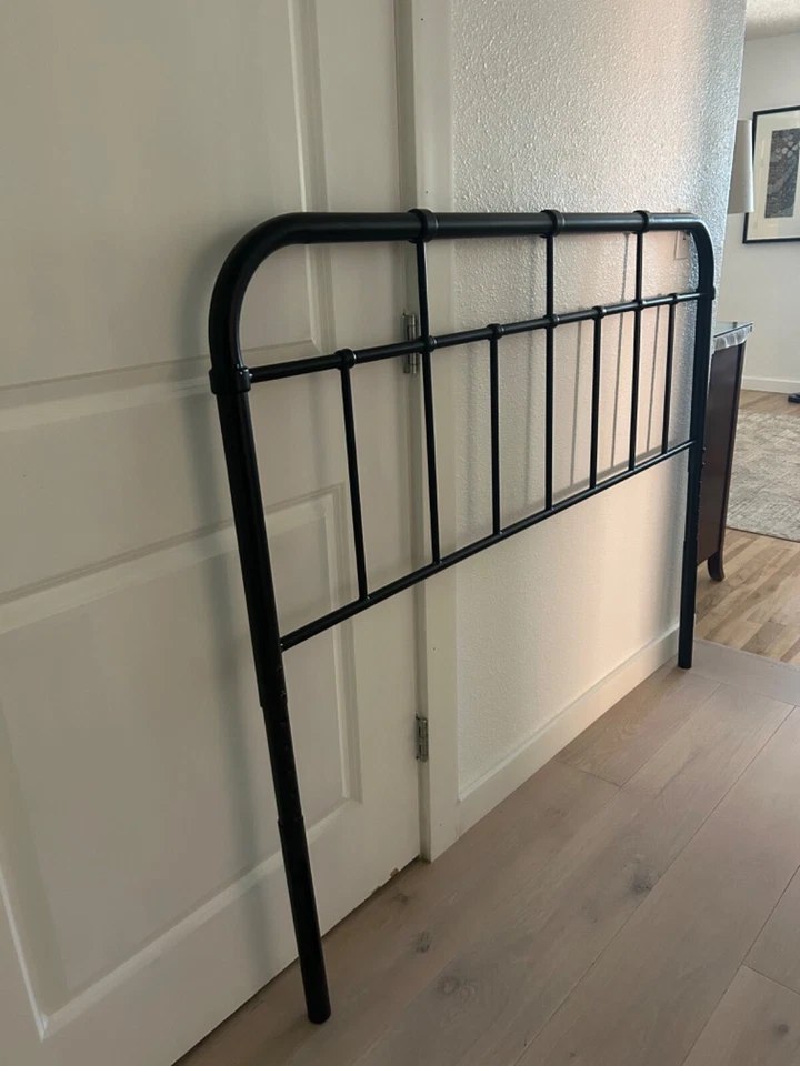 cabecero metal queen solamente Foto 3 de 4