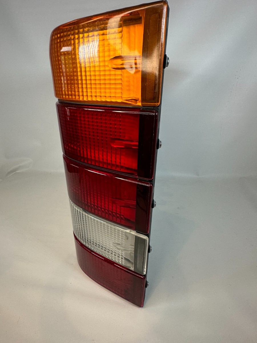 Van Hool 10544273 RH Rear Light Assy, R/H T2100 Tail Light Van Hool 10544273 RH Rear Light Assy, R/H T2100 Tail Light