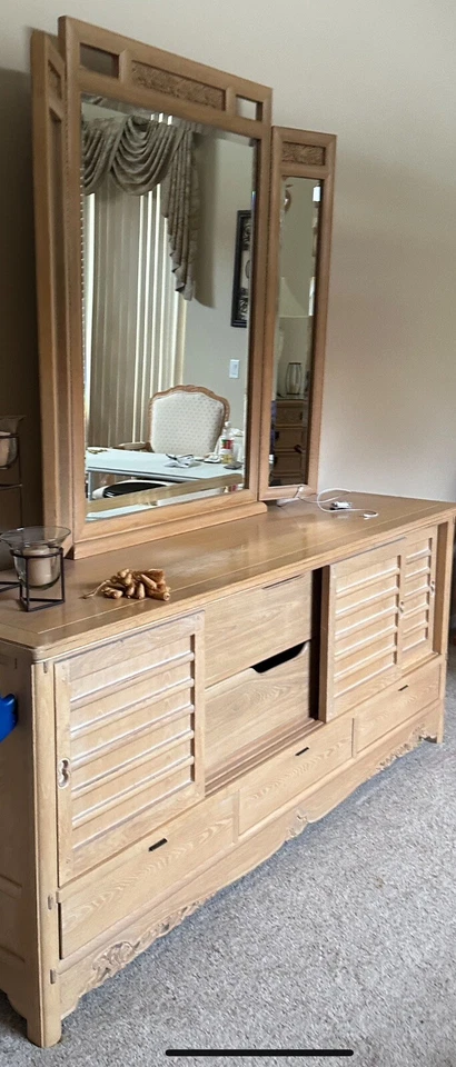 山核桃白色家具 — 第 2/4 张图片