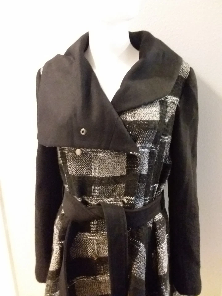 Shelli Segal Laundry Black White Plaid Belted Coat Size Medium - Image 2 of 4