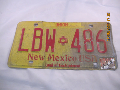 New Mexico License Plate 1992 expired sticker Union County yellow red  LBW 486