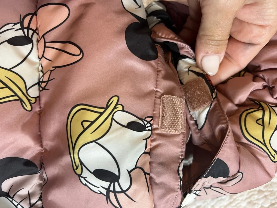 Casaco de inverno H&M infantil menina Minnie Mouse Disney capuz removível tamanho 12 meses - Imagem 4 de 4