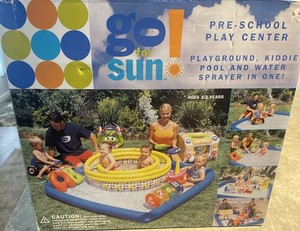 KIDDIE Pool With Water Sprayer -  Pre-School Play Center Pool 72"x72"  VTG
