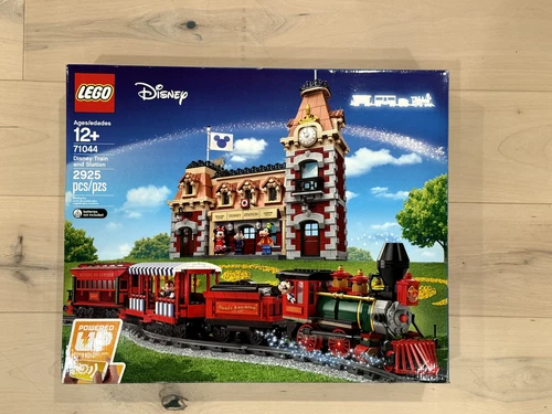 LEGO Disney - Disney Train and Station - 71044 - New & Sealed