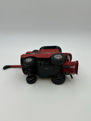 ERTL Britains 1:32 Scale Case IH 8230 AFS Axial-Flow Combine - Picture 8 of 18