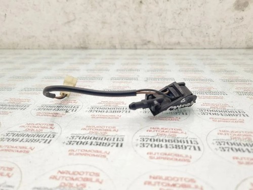 VW TOUAREG 7LA, 7L6, 7L7 Frontscheibendüse 6E0955986 4.90 Diesel 120kw 31461829