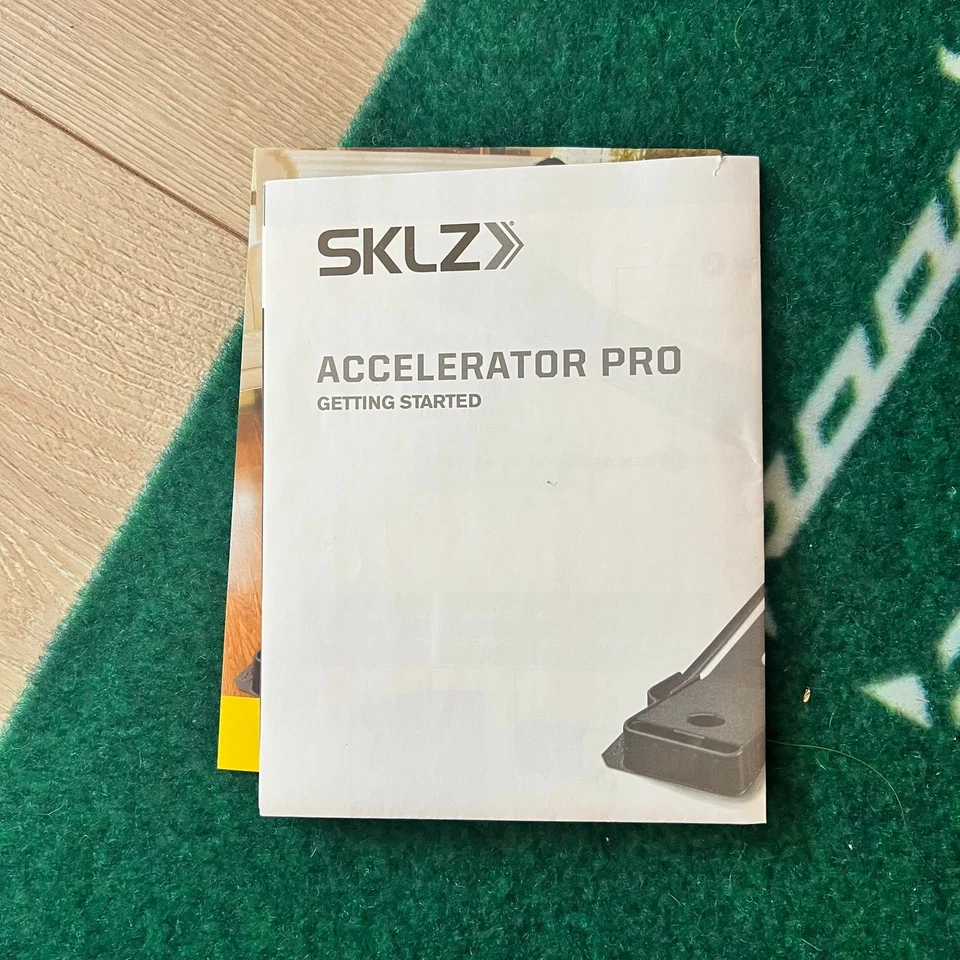 Коврик для паттинга SKLZ Accelerator Pro зеленый True-Roll с возвратом мяча - Изображение 3 из 3