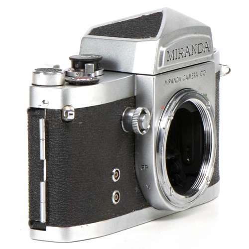 Miranda DR Camera | Soligor 50mm f1.9 | White | Japan | A mount | 1961 - 1962 - Picture 5 of 12