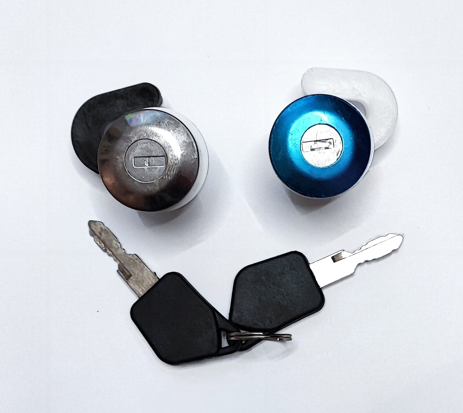 Kit 2 Barillets De Serrure Avant Gauche + Droite Avec 2 Clés - Compatible Peugeot 106, 205, 309, 405 - Ref 91700A