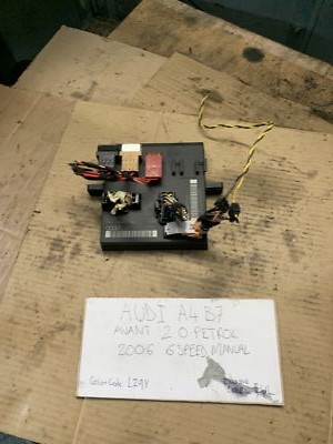 AUDI A4 B7 AVANT 2006 2.0 PETROL COMFORT CONTROL UNIT 8E0907279 L