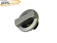 MX5 Silver Engine Oil Filler Cap Genuine Mazda MX-5 1.5 & 2.0 Mk4 ND & RF 2015>