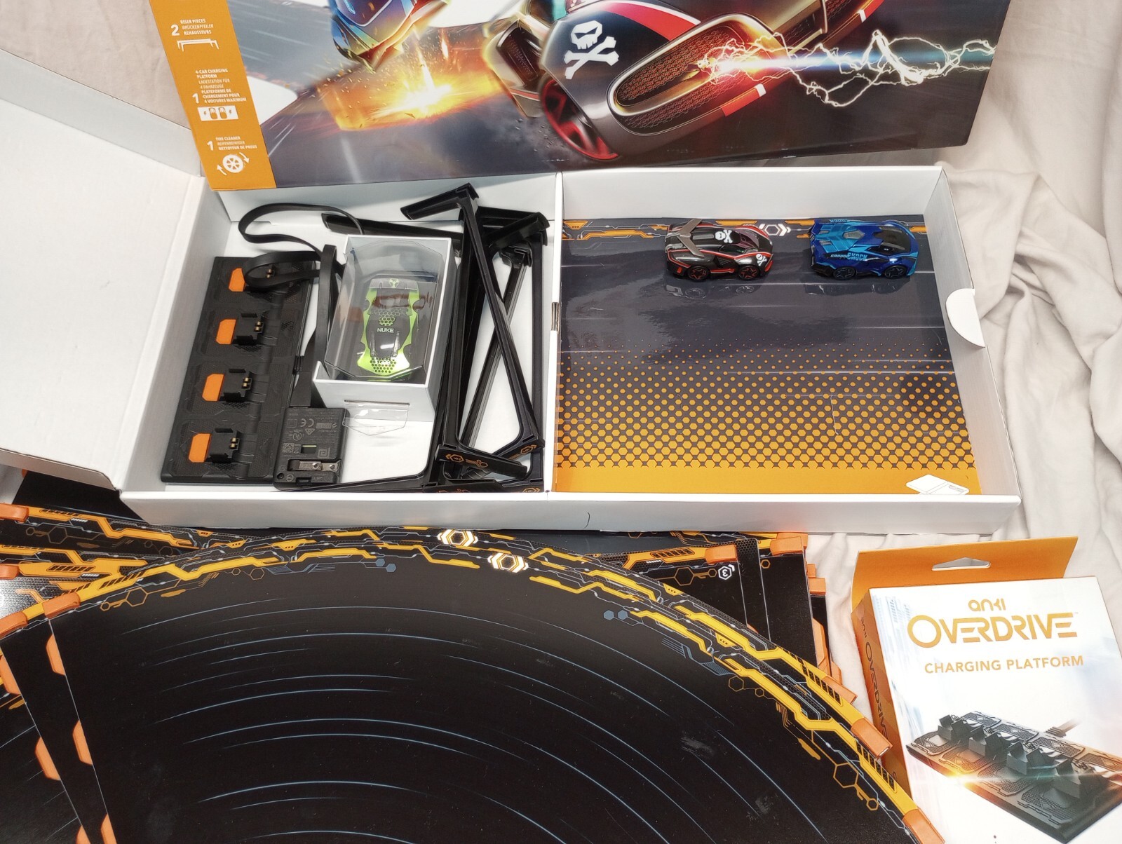 Anki Overdrive Starter Kit Complete Tested And Working 3 Cars + Extra Charger