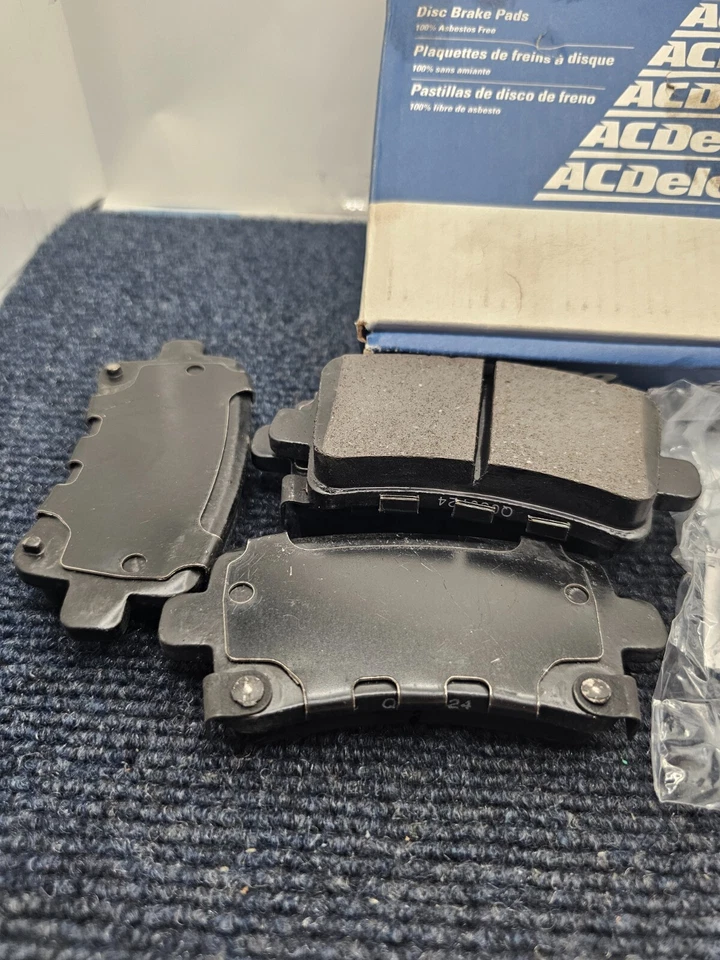 Pastillas de freno de disco ACDelco 17D1430CHF2 para Chevrolet Malibu Impala Buick 10-20 Foto 2 de 4