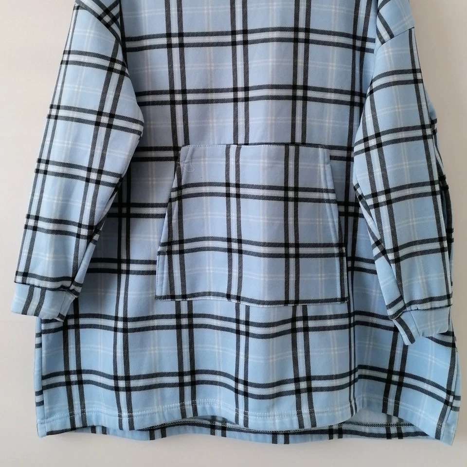 Sudadera con capucha True By Rue21 para mujer azul y negra manga larga a cuadros talla única Foto 3 de 4