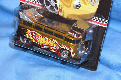 Hot Wheels 2011 Collectors Edition VW T1 Drag Bus Volkswagen K