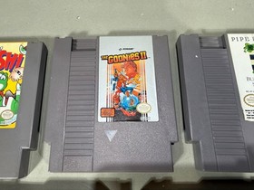 5 Vintage Nintendo NES Yoshi Goonies Spy Othello Video Console Game Cartridges
