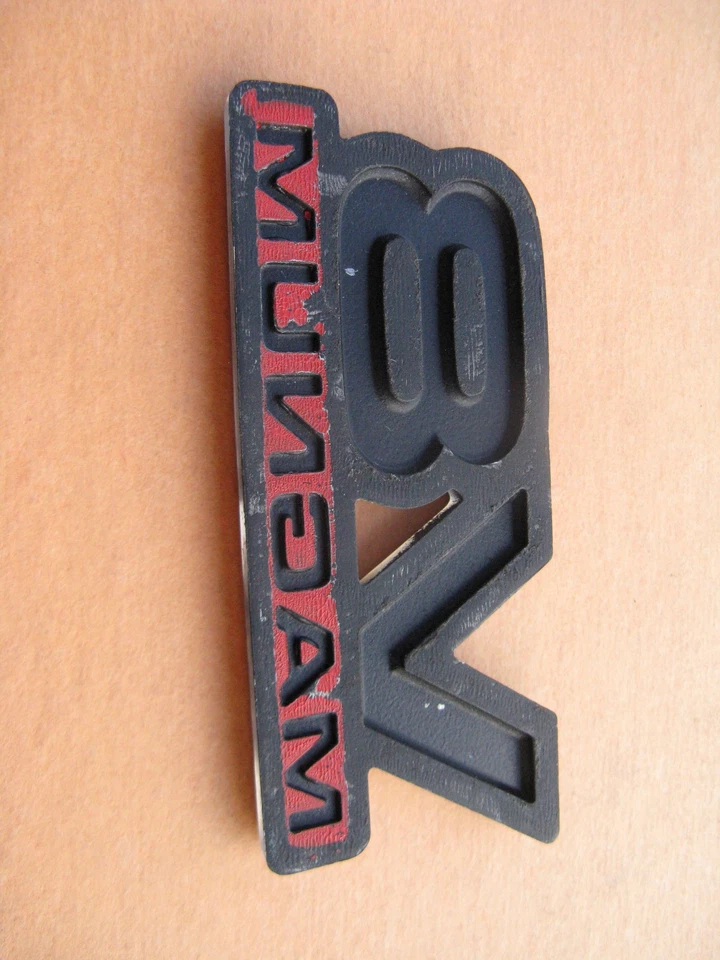 94 95 96 97 98 99 00 01 DODGE RAM V8 MAGNUM SIDE 1 EMBLEMA LOGOTIPO EMBLEMA EMBLEMA PLACA A46780 - Imagem 4 de 4