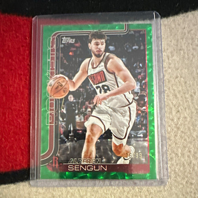 Topps Chrome Alperen Sengun Green /99 #180 2025 Houston Rockets Card