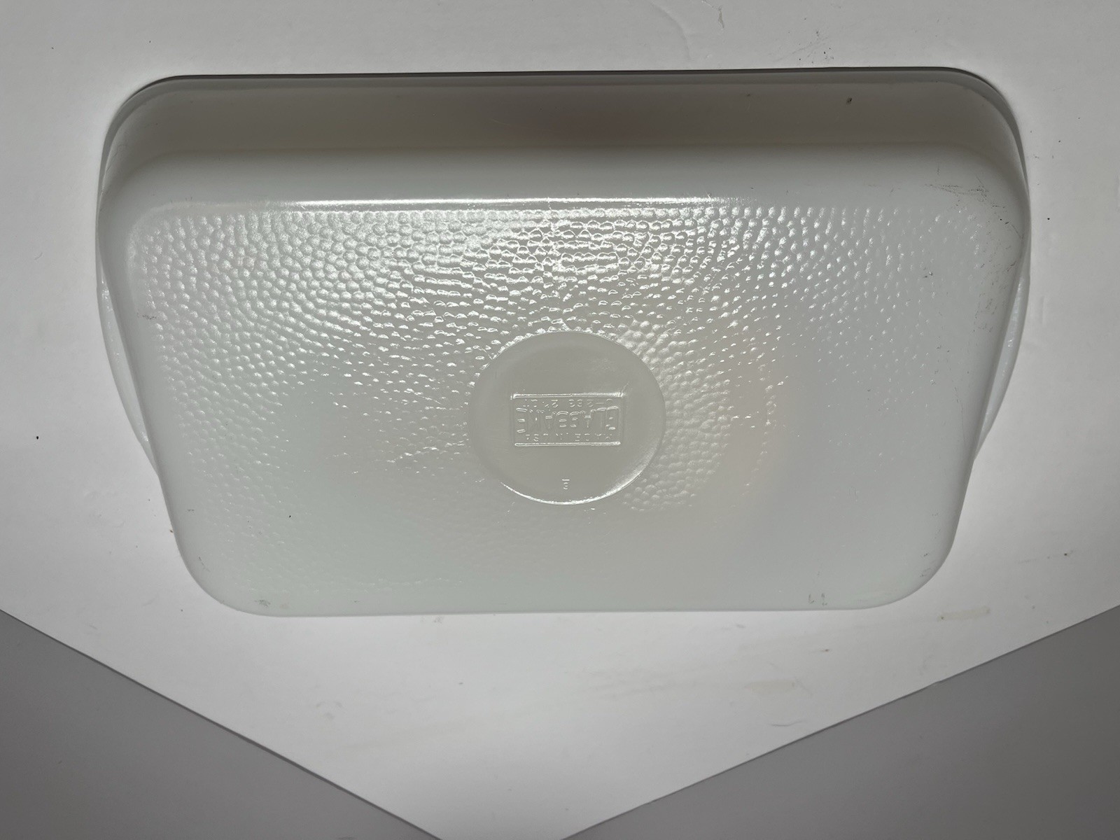 NOS NIB Glas Bake Heirloom Milk Glass 2 1/2 Qt Utility Dish w/263A Basket—NICE!