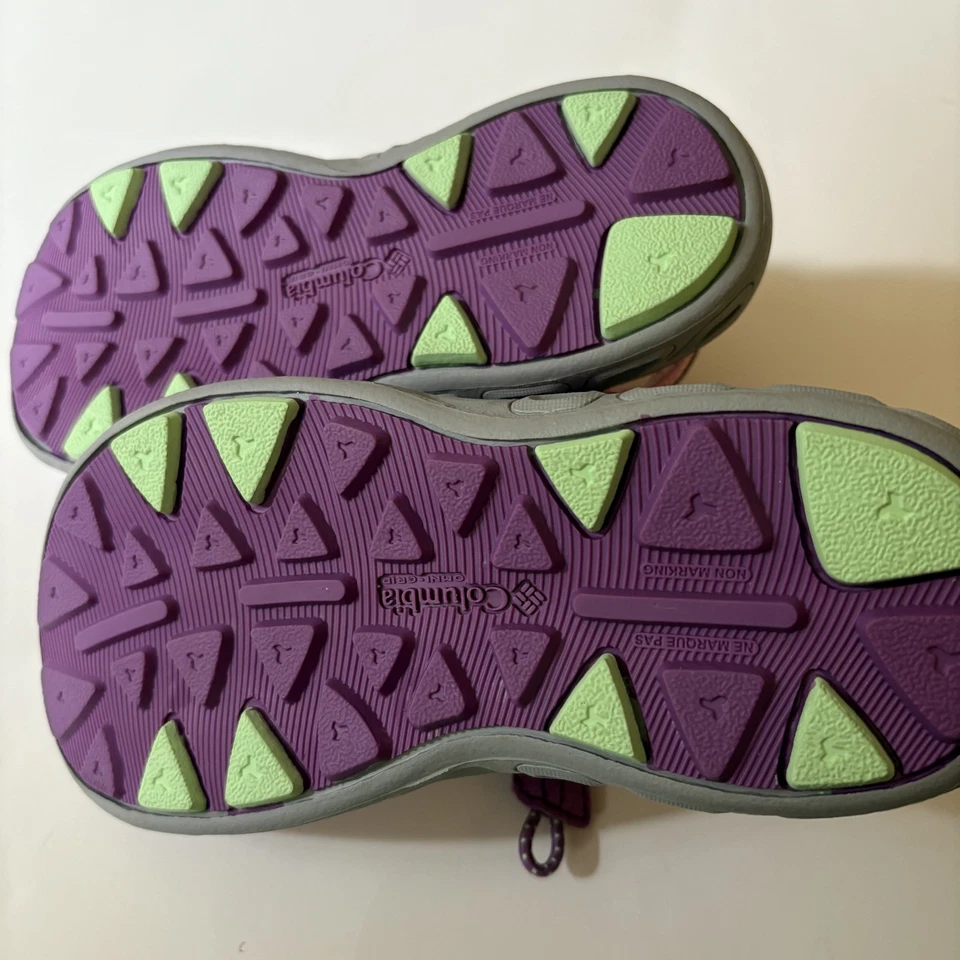 Columbia Techsun Wave 徒步凉鞋/水鞋,女孩 1 码,粉色/紫色 二手状况完好 — 第 2/4 张图片