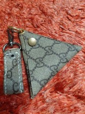 GUCCI GG Supreme Triangular Coin Case with Key Ring