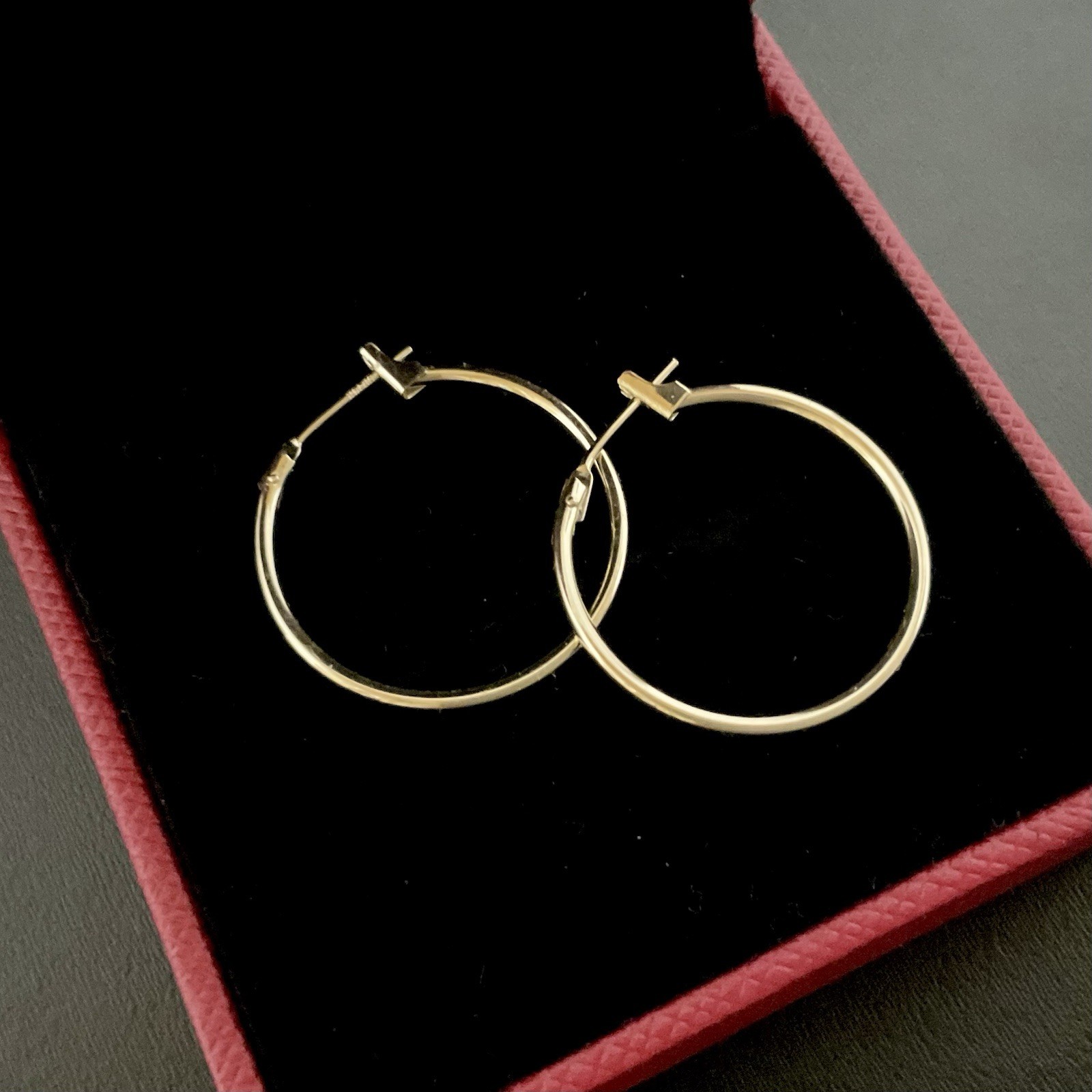 14k Gold Classic Hoop Earrings 20mm x 1mm Preowned