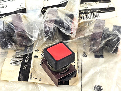 GE General Electric P9SPNRG Red Square Flush Pushbutton, Momentary, Lot of 4 NEW