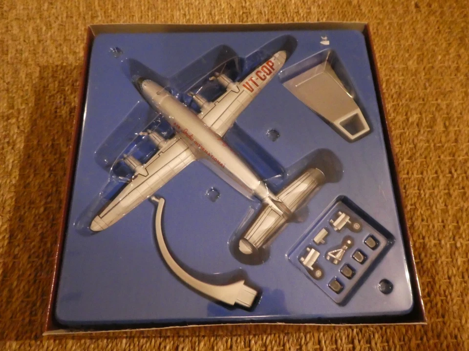 AVION METAL LOCKHEED CONSTELLATION AIR INDIA CORGI CLASSICS 1:144 - Photo 2/2