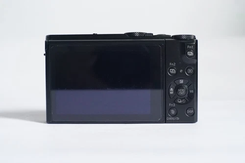 Panasonic DMC-LX10 (LX15) 20.1MP 4K Lumix Digital Camera - Picture 8 of 12