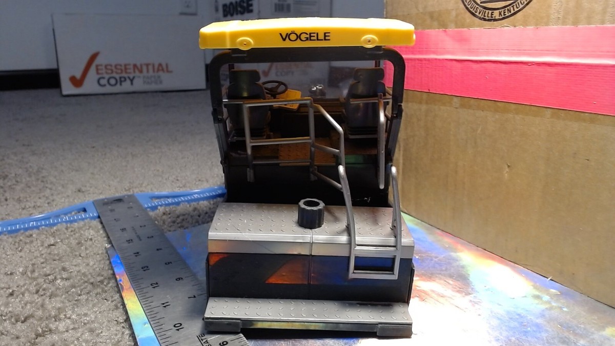 ＶＯGＥＬＥ1803〜2 VÖGELE SUPER 1803-2 - The Most Powerful Wheeled Paver in its